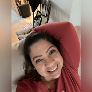 Meet your Posher, Sonia